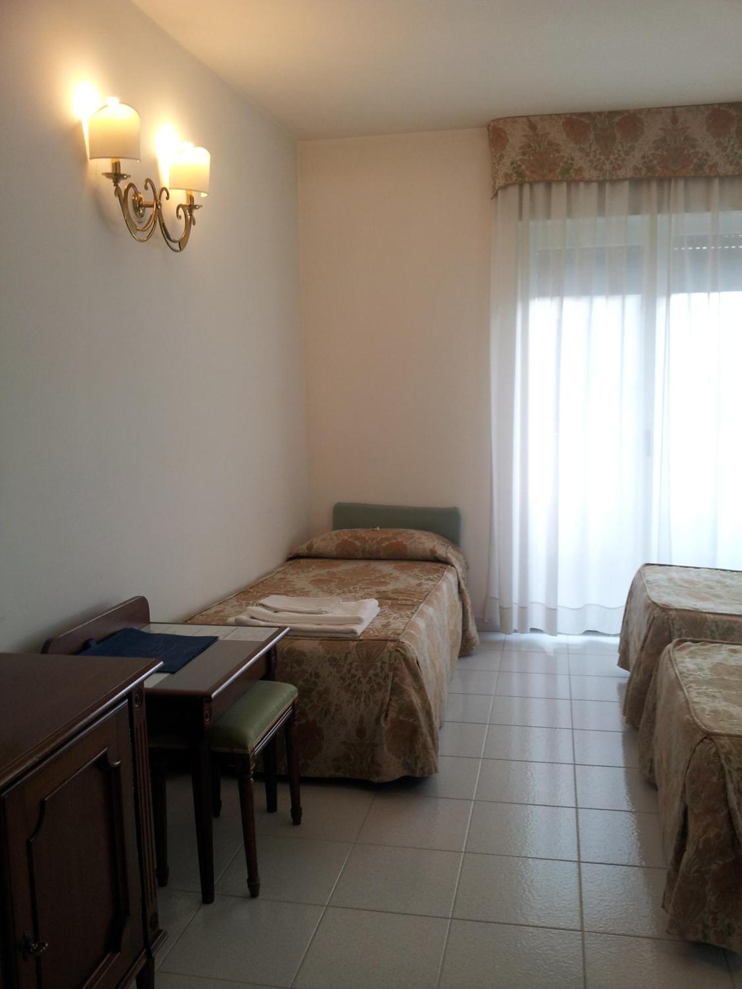 Hotel Calla' 波利科罗 客房 照片